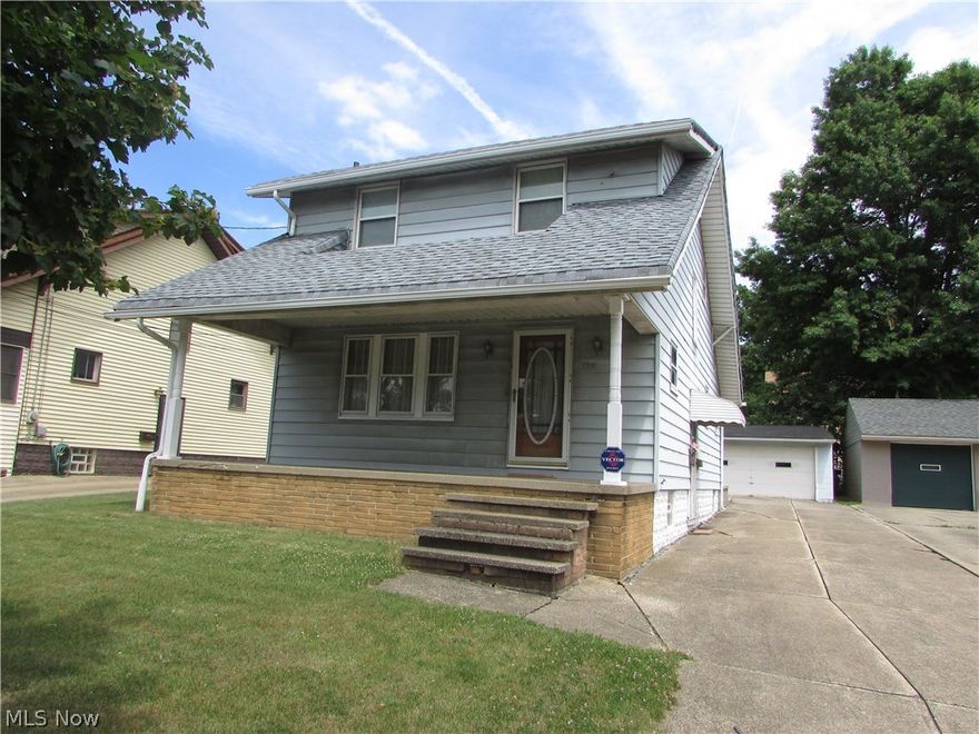 If you need space, this is the North Hill home for you.  This colonial features 3 bedroooms and over 1200 square feet of living space.  There is a two car garage, full basment, and an excellent stone patio.  An exceptional fireplace is the focus of the large living room.  An open kitchen has an eating area, and a formal dining room.