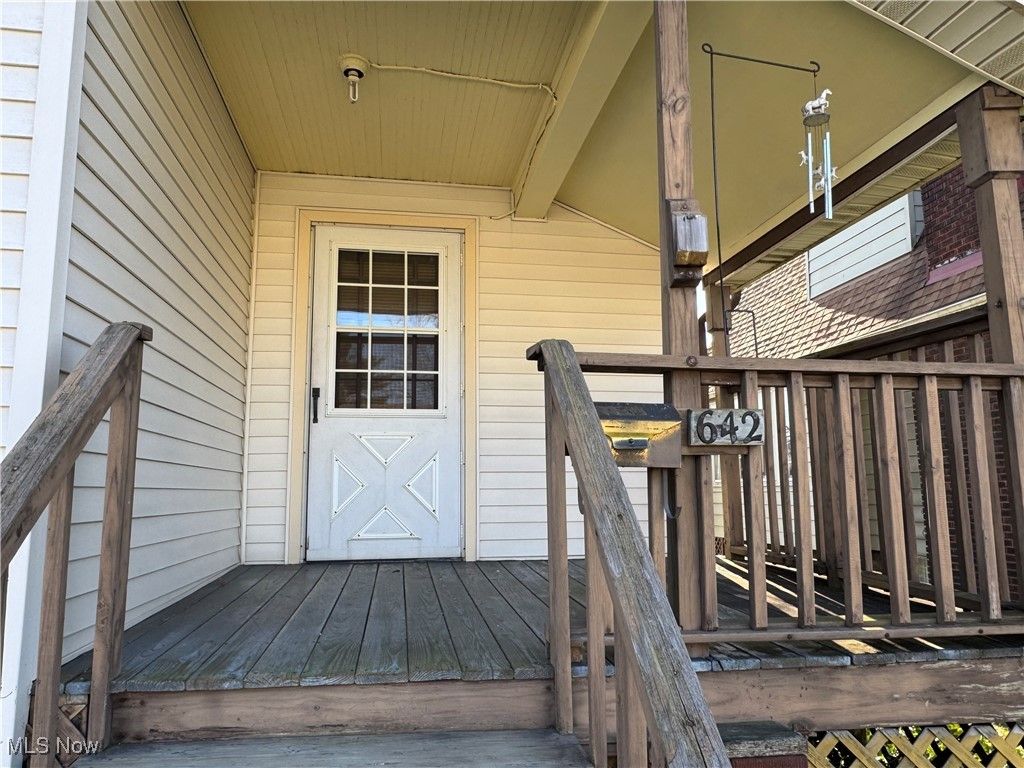 Photo of 642 Marguerite Avenue, Cuyahoga Falls, OH 44221 (MLS # 5178208)