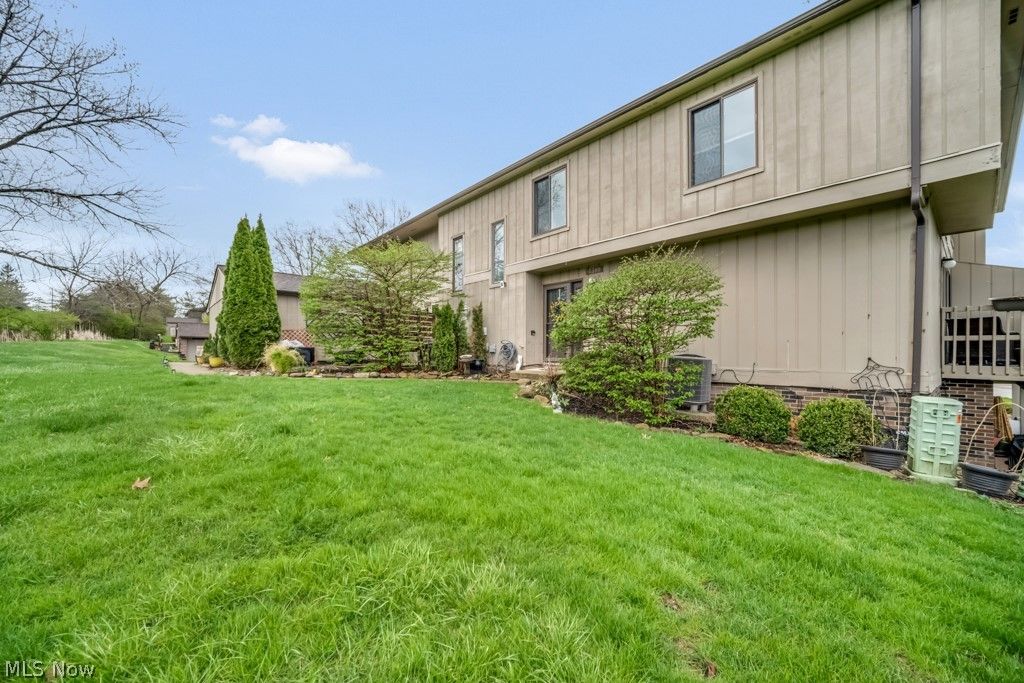 Photo of 7390 Creekwood Drive #10D, North Royalton, OH 44133 (MLS # 5202171)