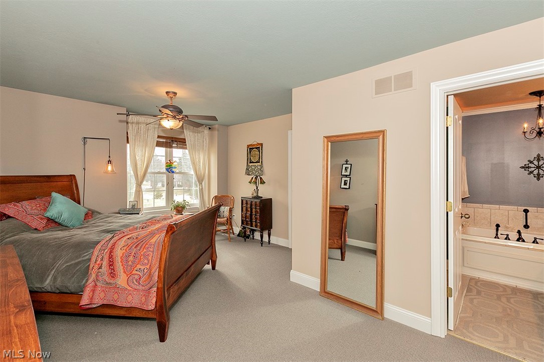 Chateaux/Emery Woods - Residential