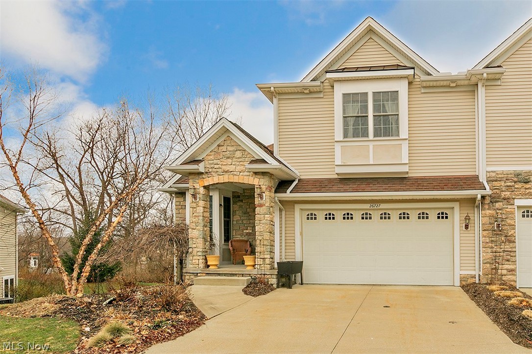 Chateaux/Emery Woods - Residential