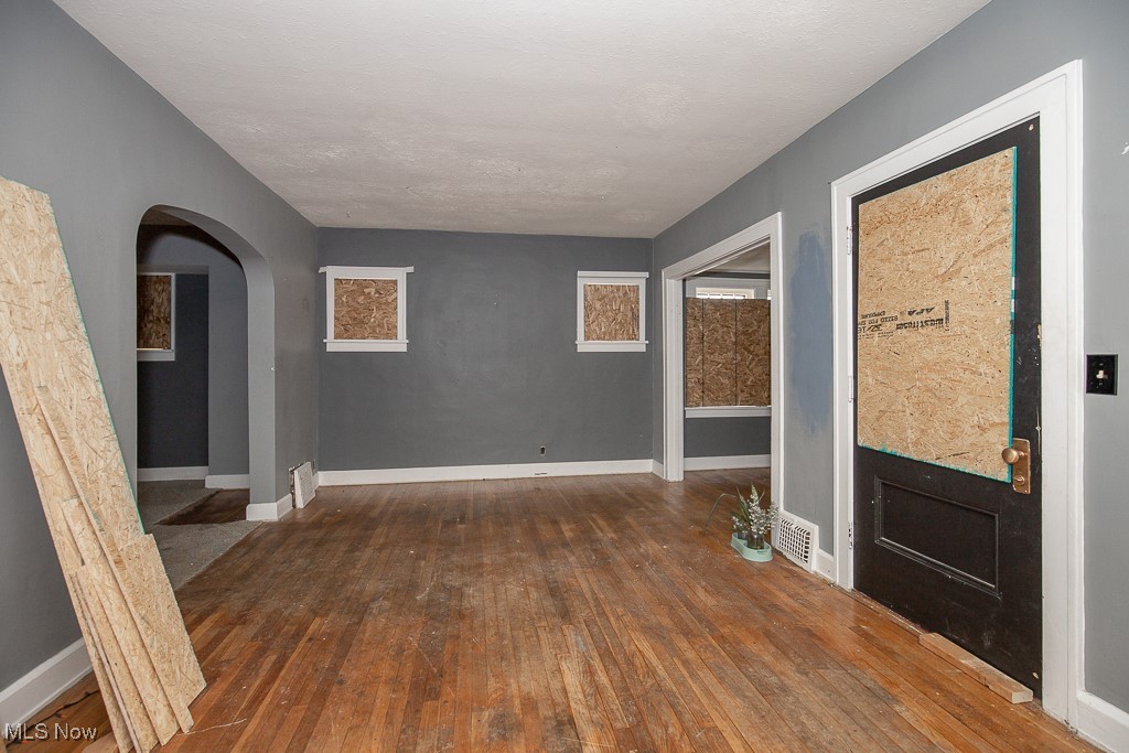 3614 Behrwald Avenue, Cleveland, Ohio image 3