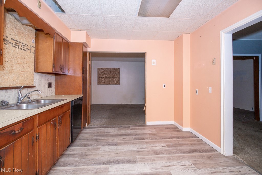 3614 Behrwald Avenue, Cleveland, Ohio image 10