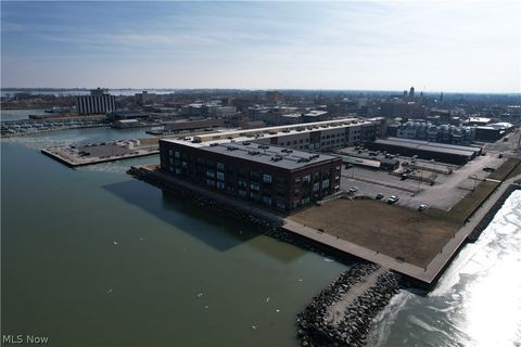 Tiny photo for 401 W SHORELINE Drive #109, Sandusky, OH 44870 (MLS # 5210310)