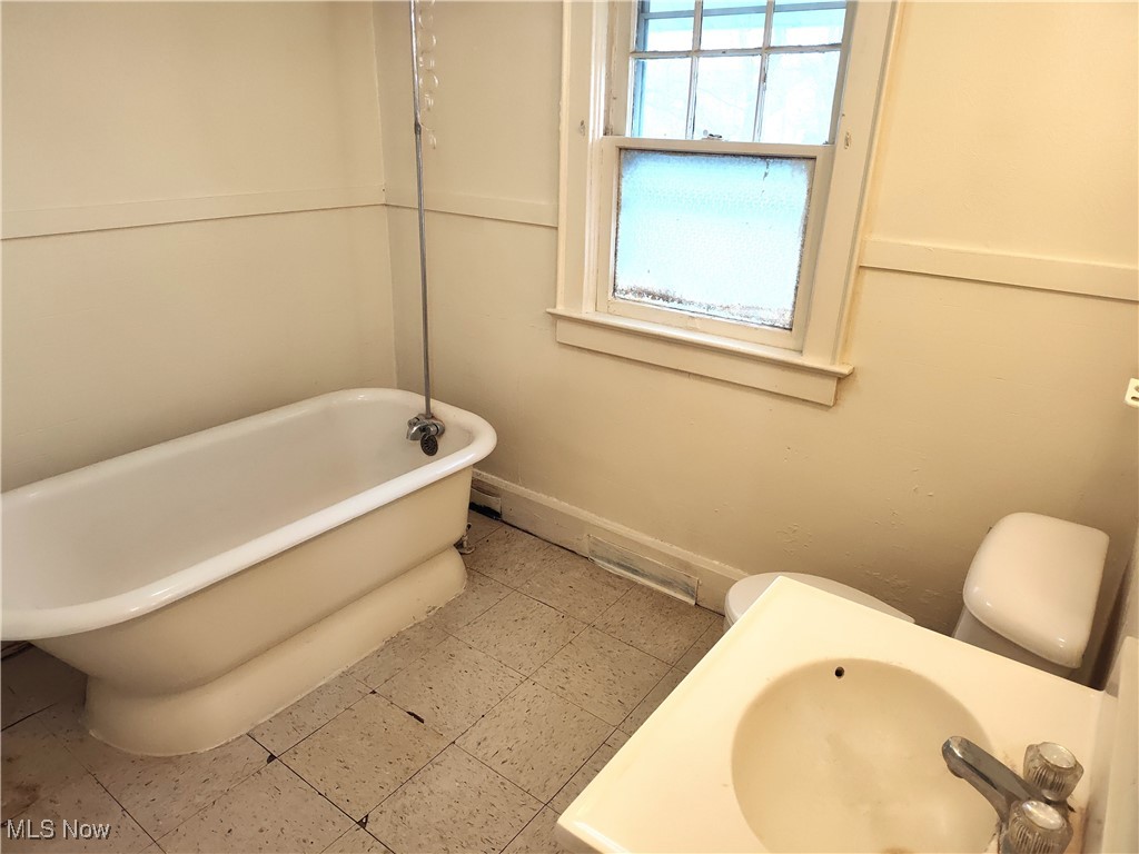 1249 W 48th Street, Ashtabula, Ohio image 24