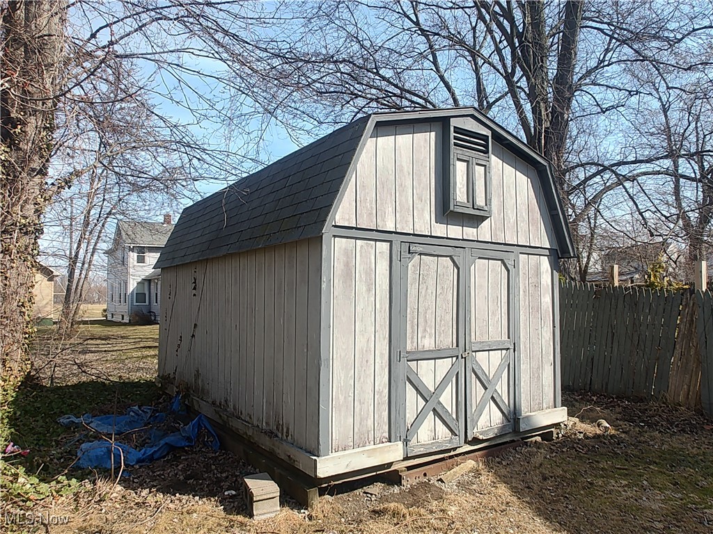 1249 W 48th Street, Ashtabula, Ohio image 8