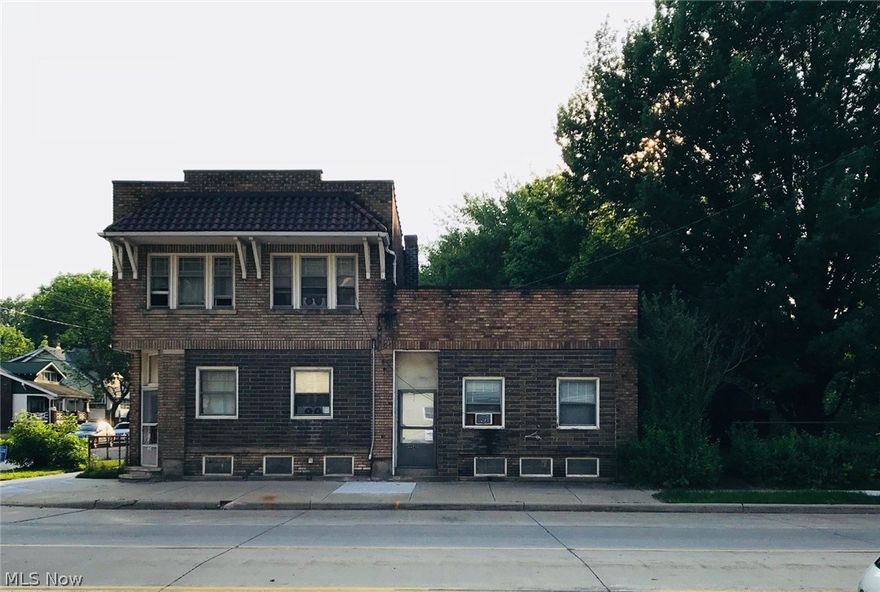 Immediate cash flow with 4 rented units.