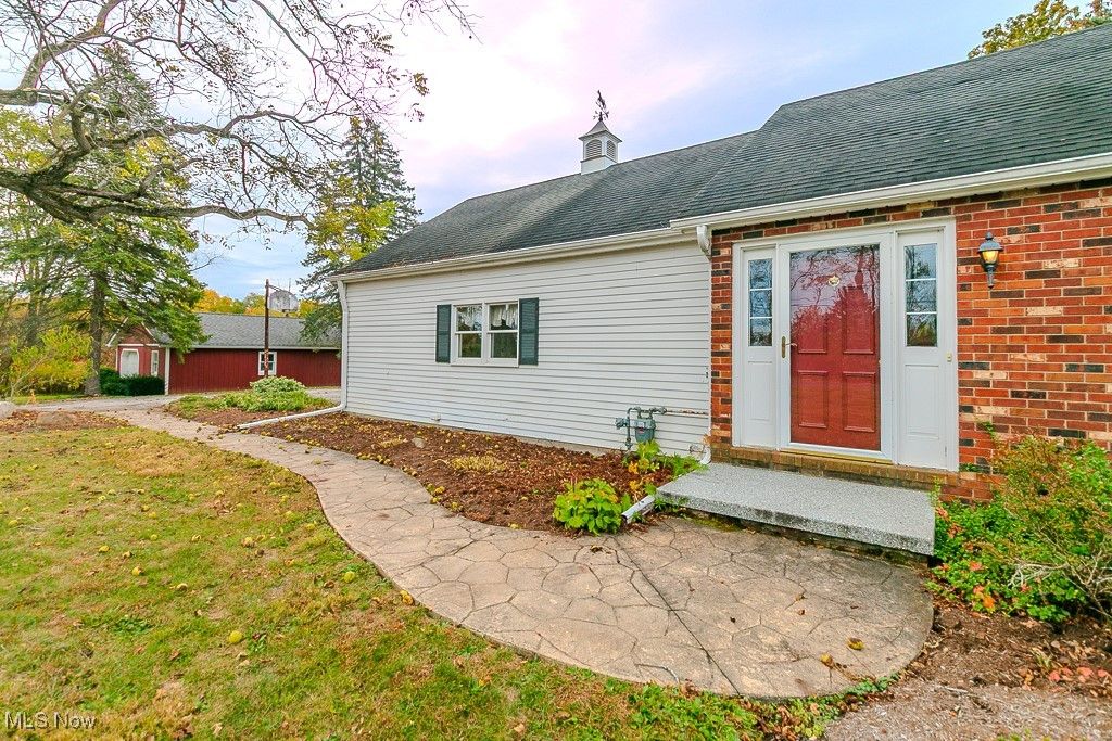 Photo of 12066 Huntoon Road, Painesville, OH 44077 (MLS # 5164481)