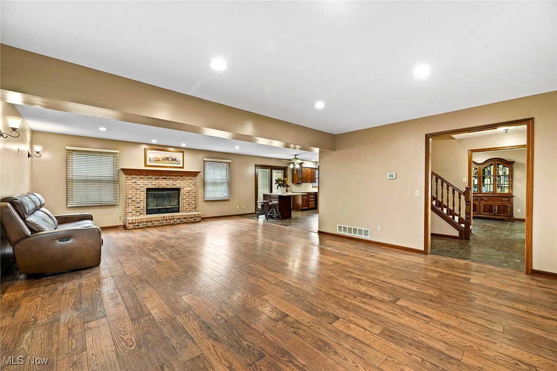 Ravenna Bldg Co - Residential