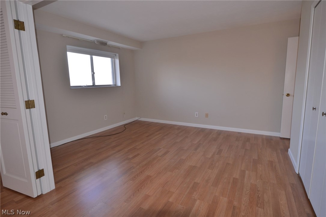 Acacia/Green Condo - Residential