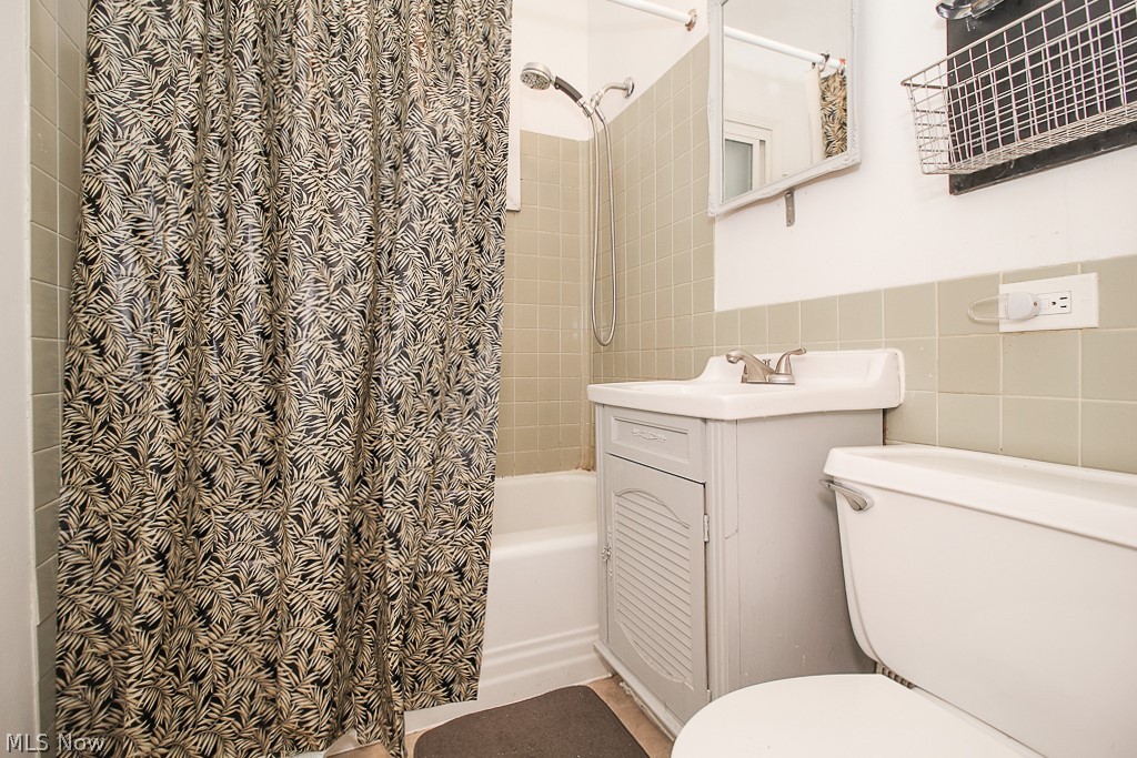 Riverside-Manor - Residential