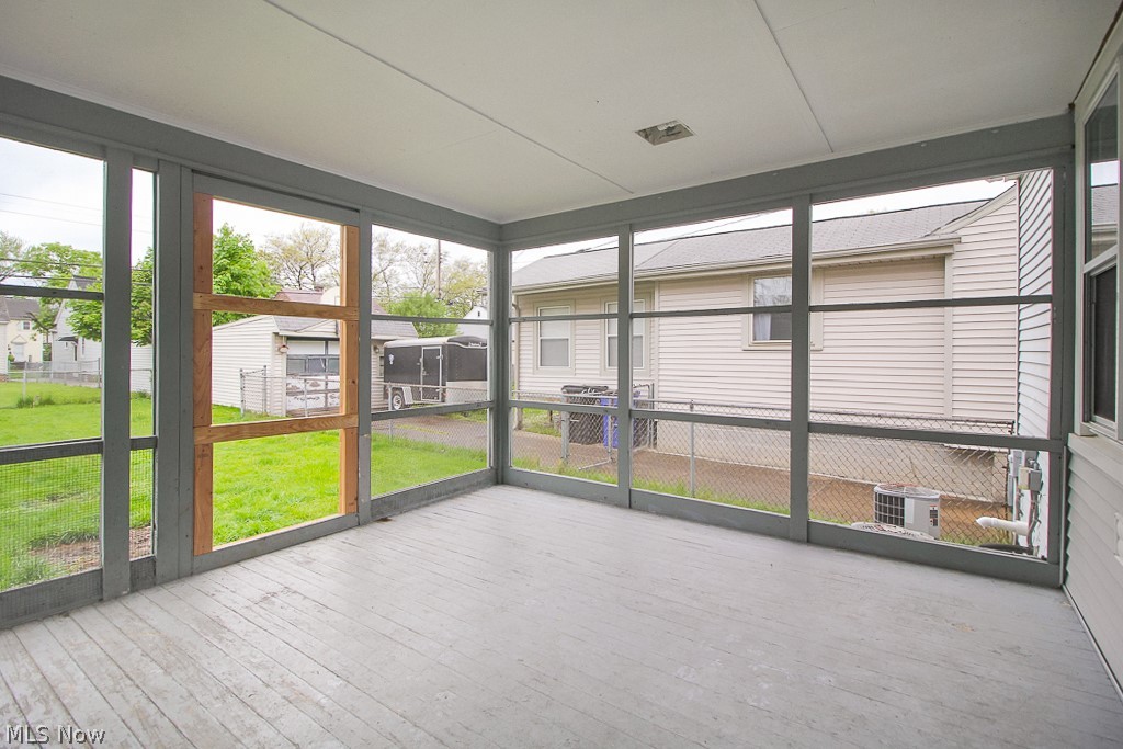 Riverside-Manor - Residential