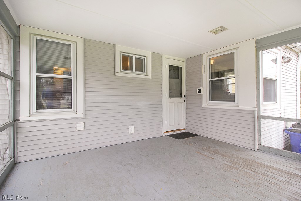 Riverside-Manor - Residential