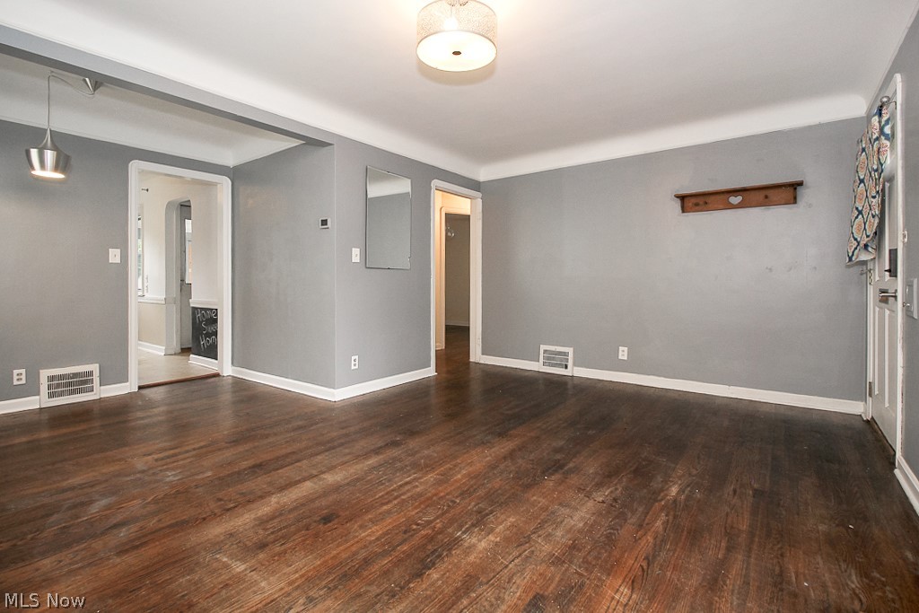 Riverside-Manor - Residential