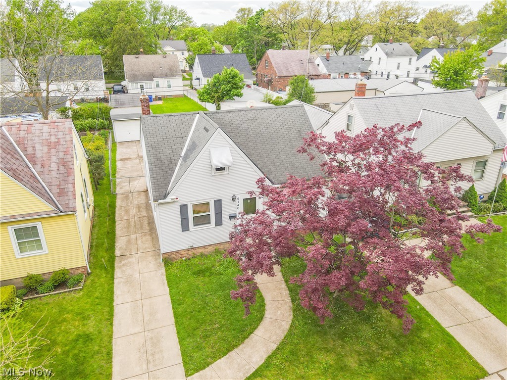 Riverside-Manor - Residential