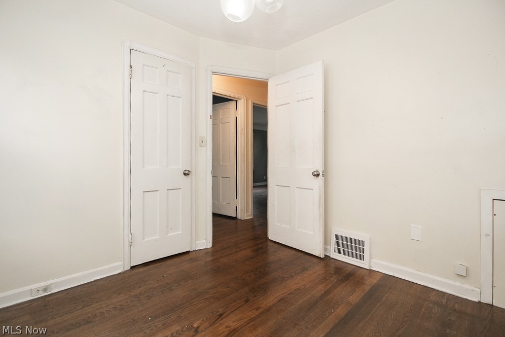 Riverside-Manor - Residential