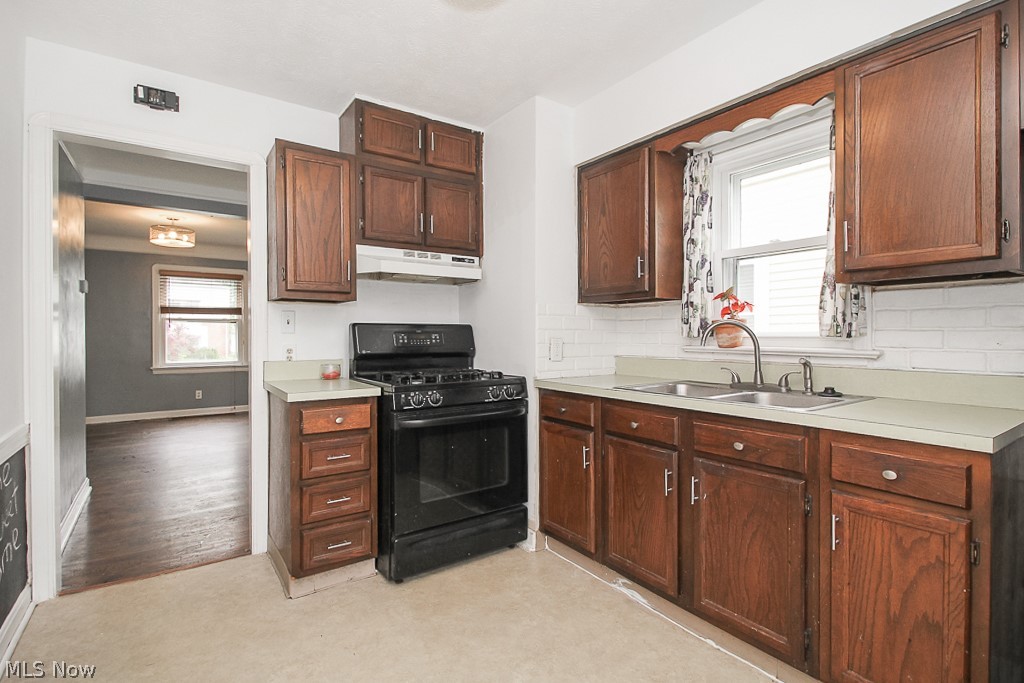 Riverside-Manor - Residential