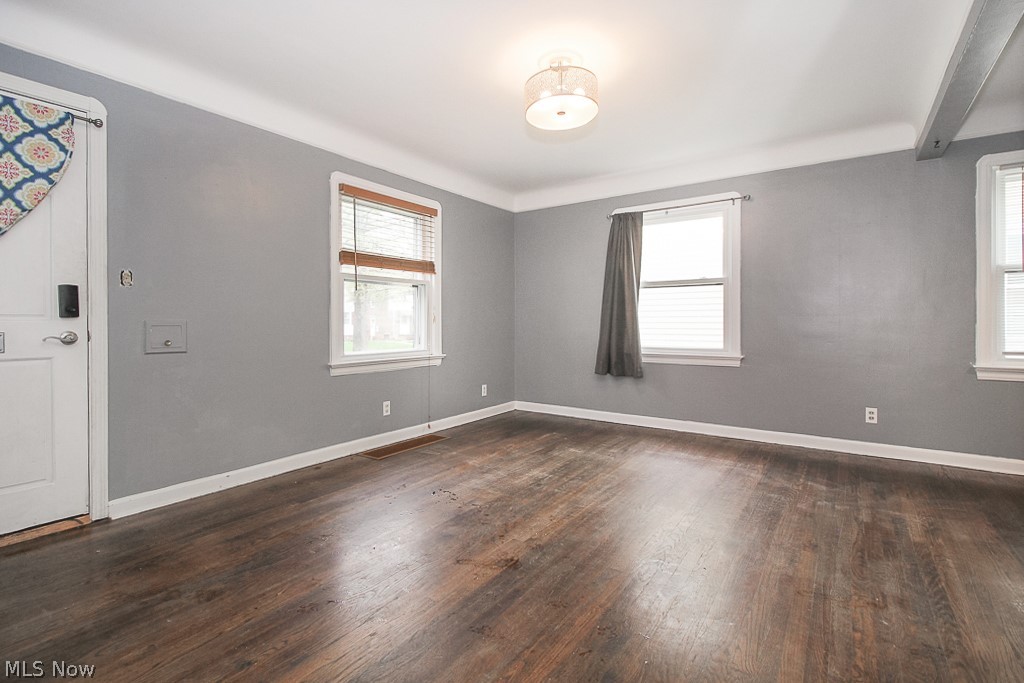 Riverside-Manor - Residential