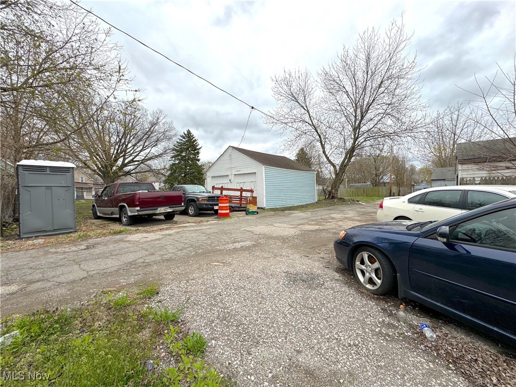 3277 W 58th Street, Cleveland, Ohio image 33