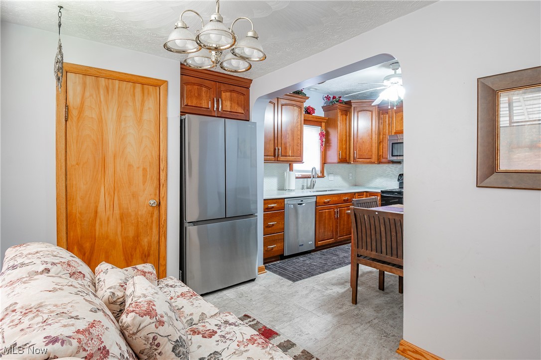 1521 Gibbs Avenue, Canton, Ohio image 8