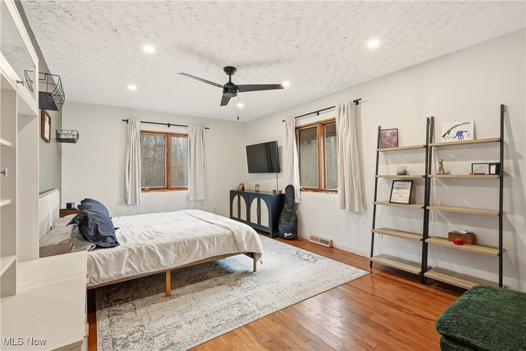 Huntington 12 - Residential