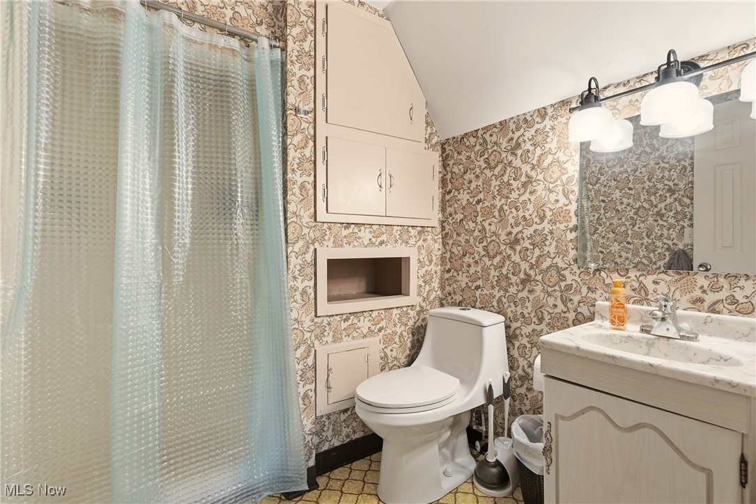 Huntington 12 - Residential