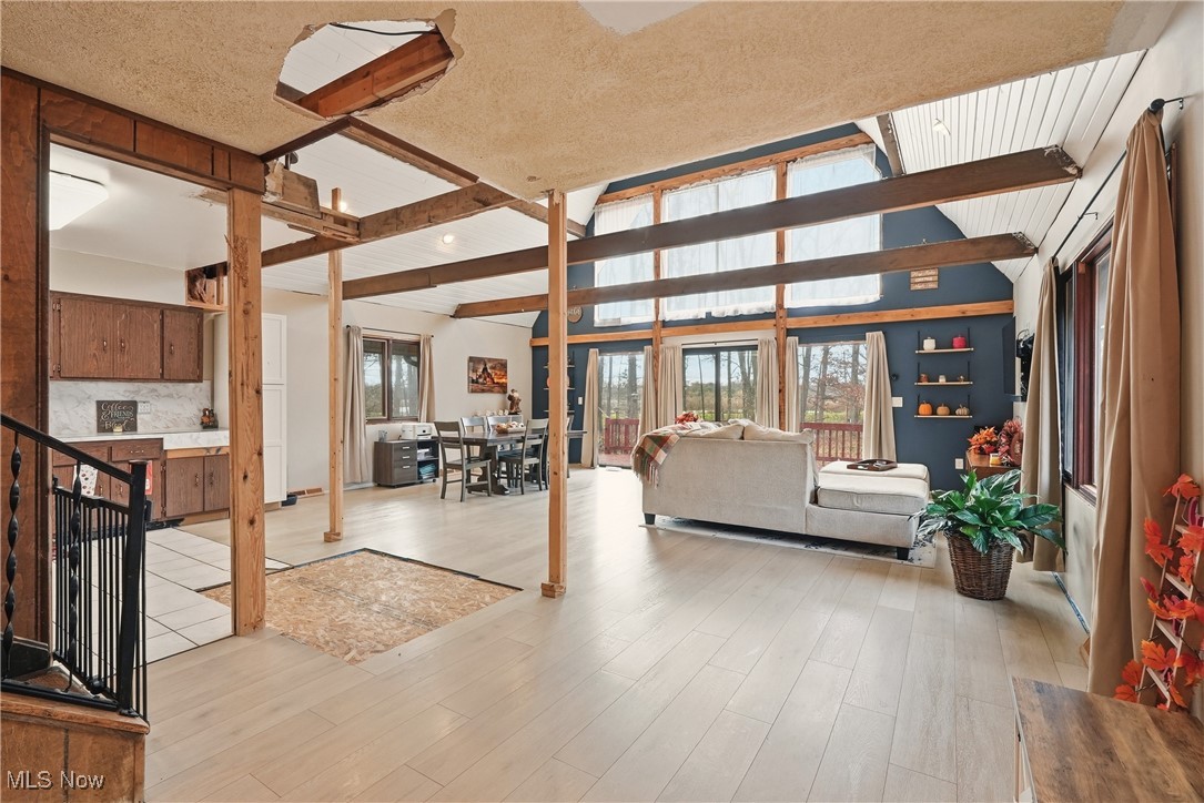 Huntington 12 - Residential