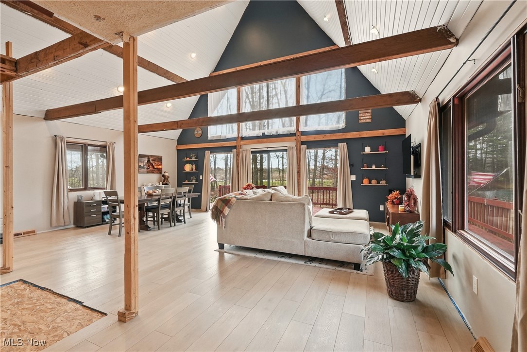 Huntington 12 - Residential