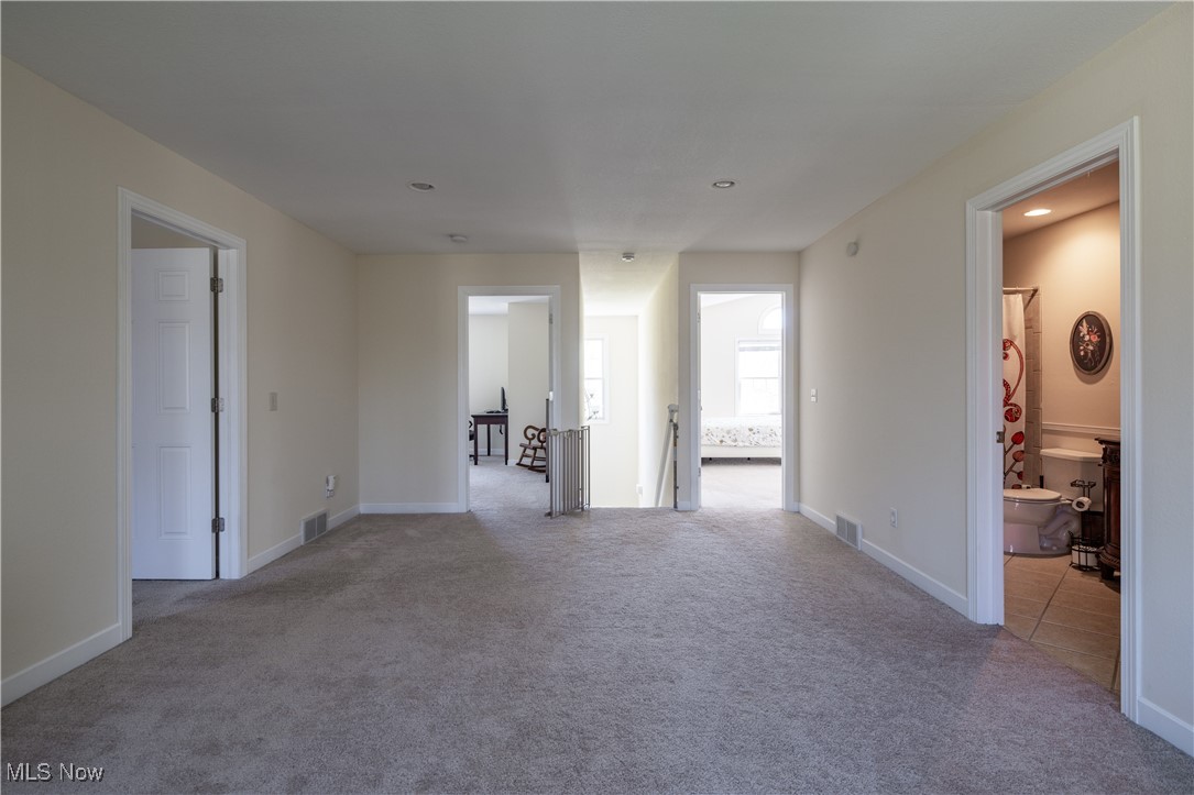 760 N Medina Line Road, Akron, Ohio image 33
