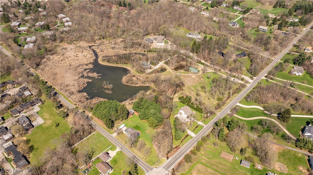 760 N Medina Line Road, Akron, Ohio image 8