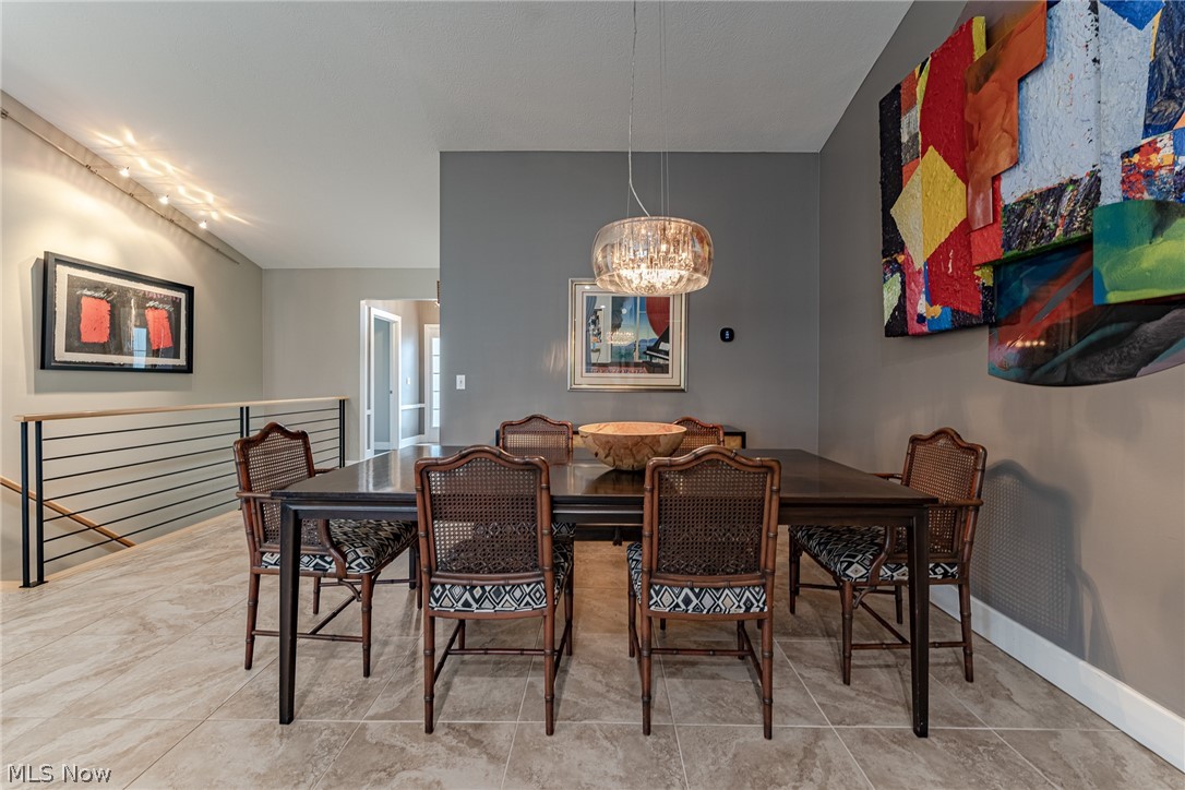 Woods/Auburn Lakes Condo Ph 01 - Residential