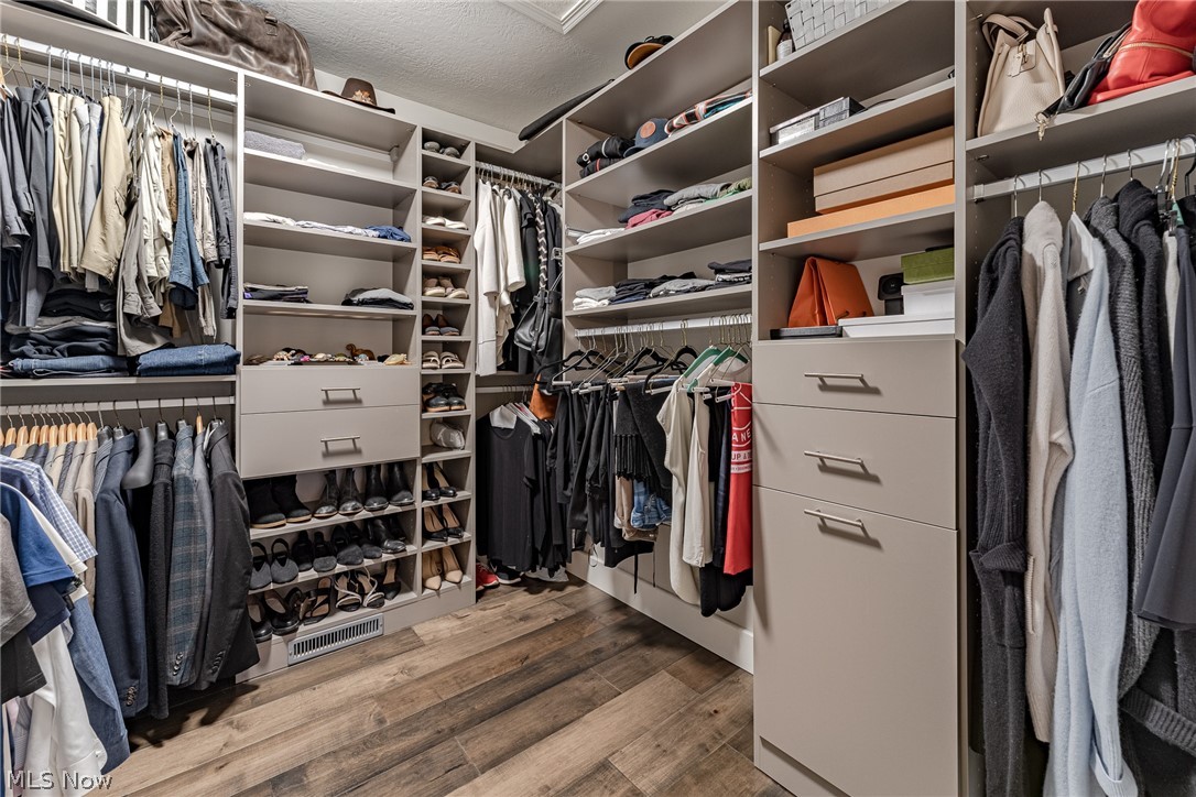 Woods/Auburn Lakes Condo Ph 01 - Residential