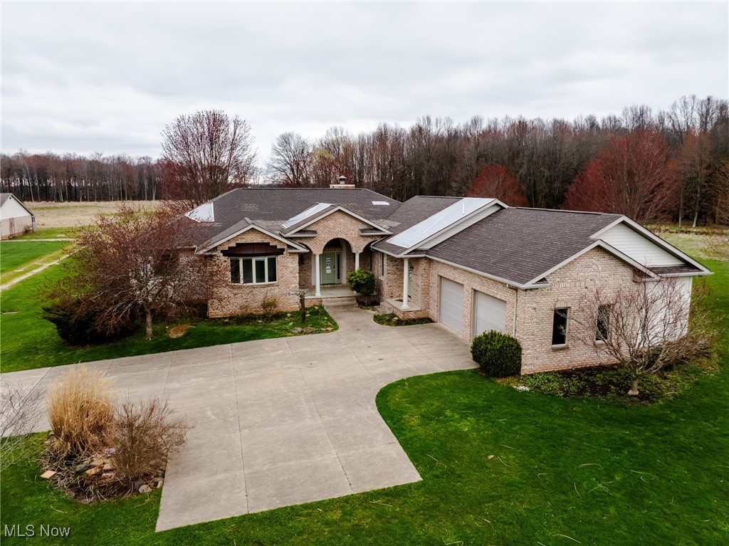 11465 Taylor Street, Alliance, Ohio image 1