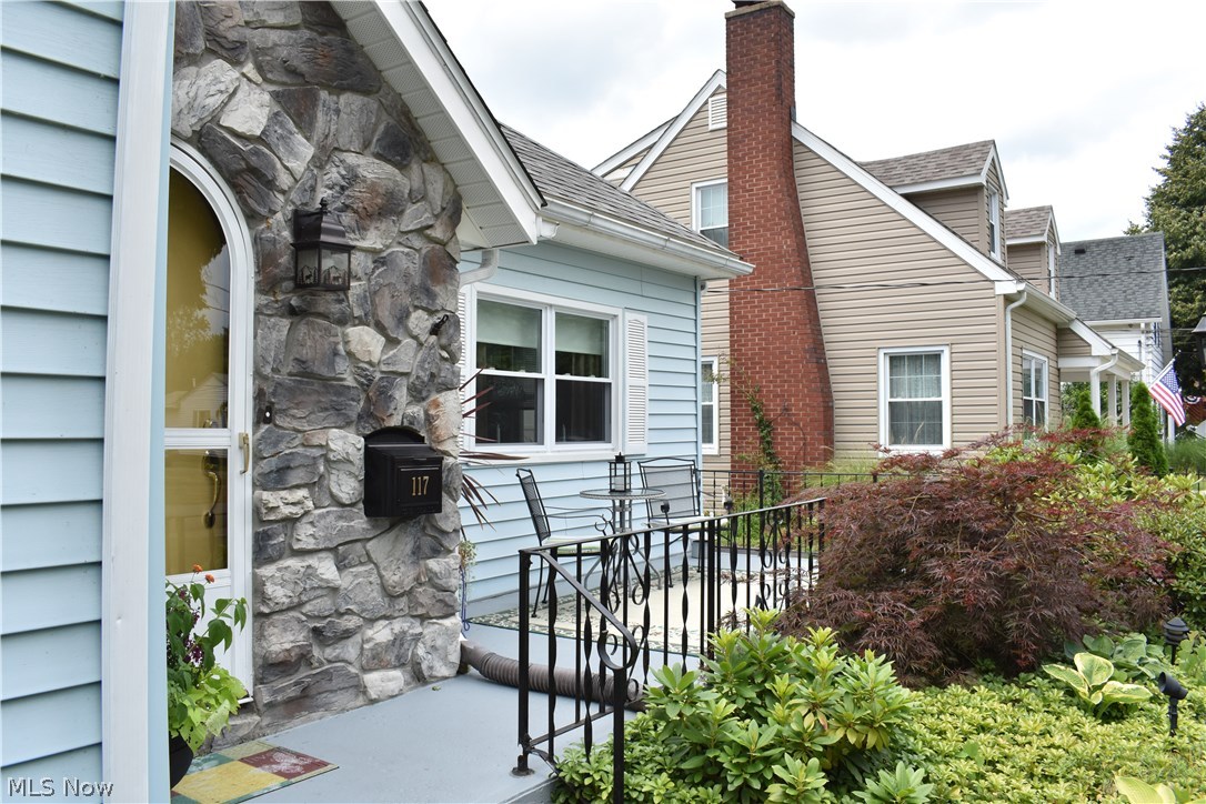 Connecticut Western Reserve - Residential