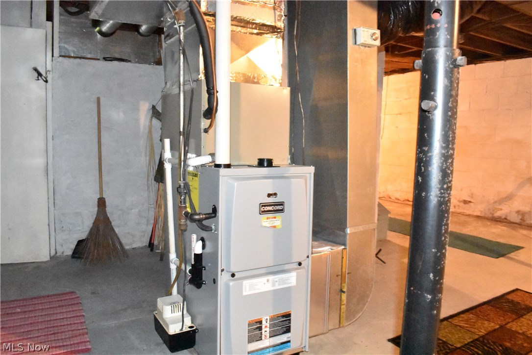 Connecticut Western Reserve - Residential