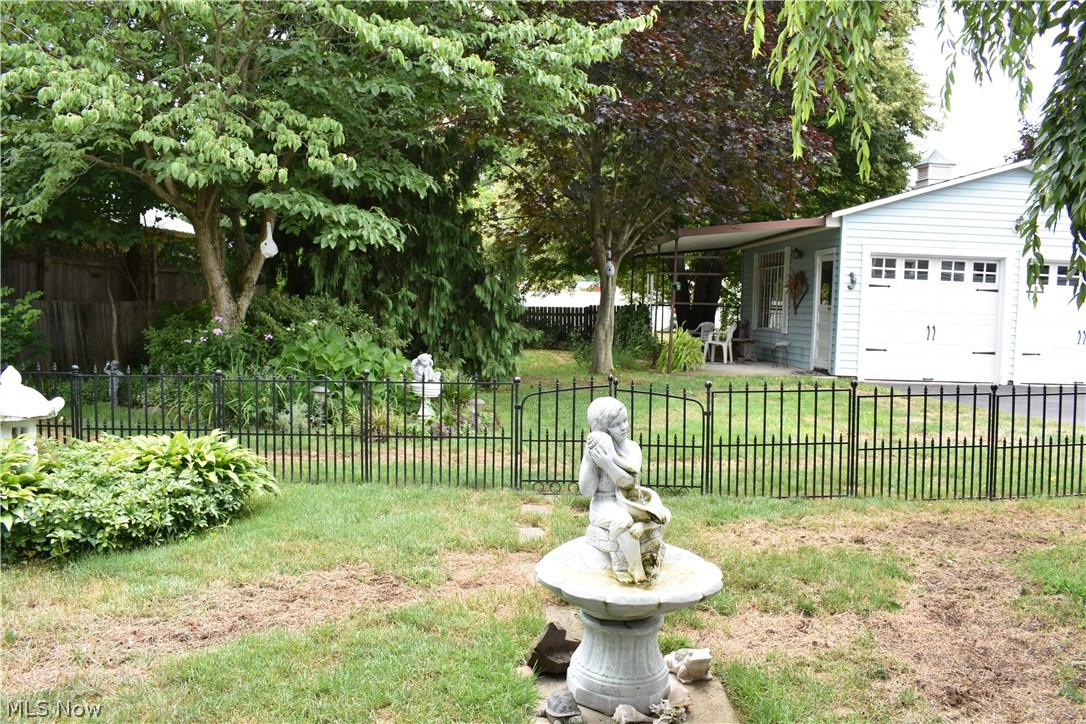 Connecticut Western Reserve - Residential