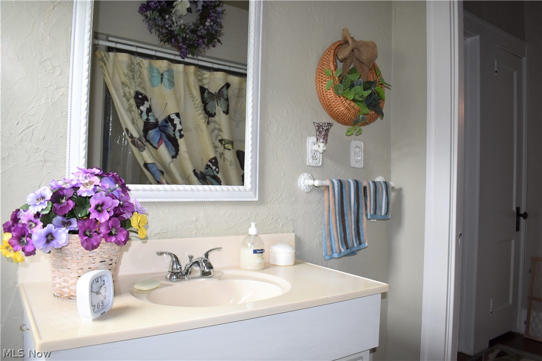 Connecticut Western Reserve - Residential