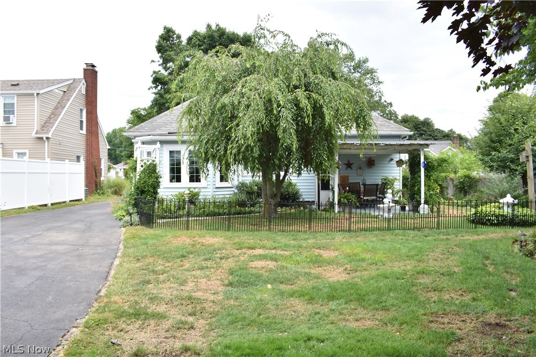 Connecticut Western Reserve - Residential