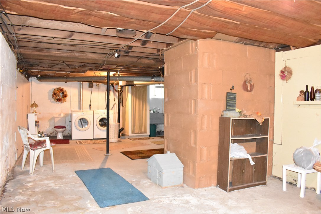 Connecticut Western Reserve - Residential