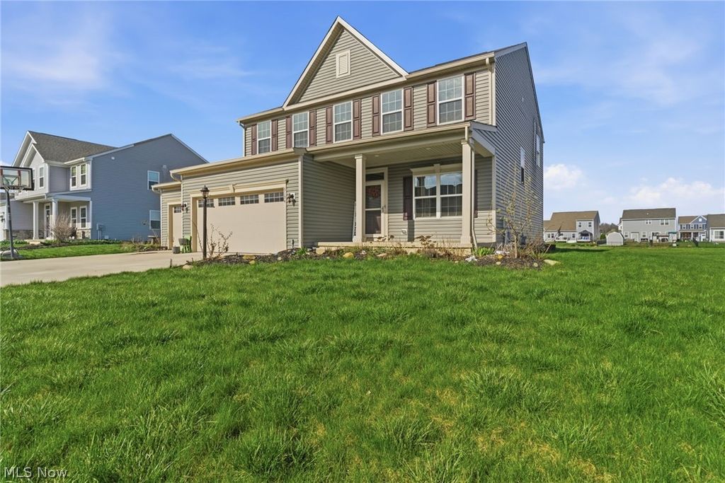 Photo of 9194 Winfield Lane, North Ridgeville, OH 44039 (MLS # 5200710)