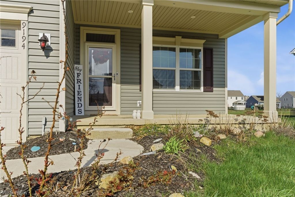 Photo of 9194 Winfield Lane, North Ridgeville, OH 44039 (MLS # 5200710)