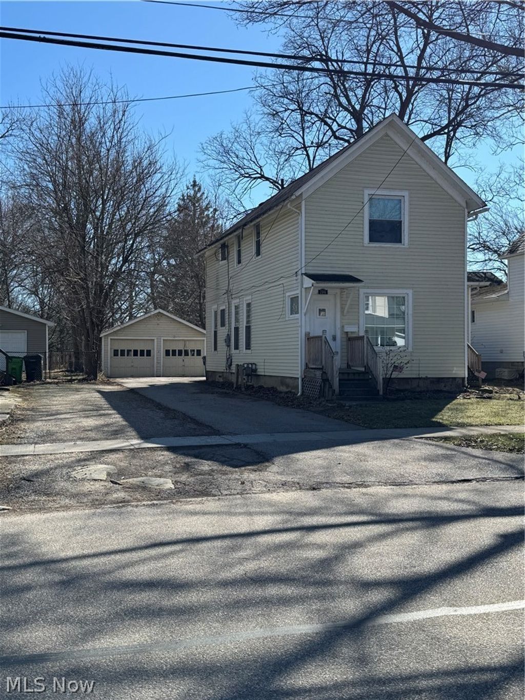 Photo of 194 E Bridge Street, Berea, OH 44017 (MLS # 5195249)