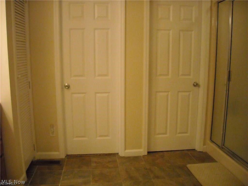 Camden Pond - Residential