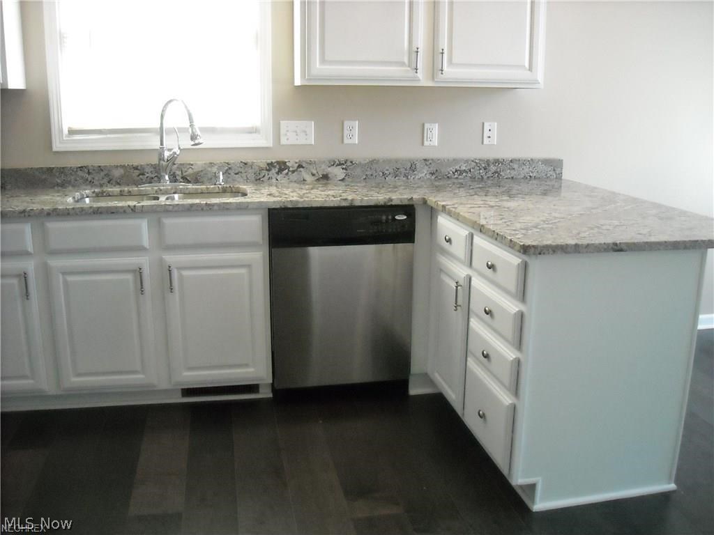 Camden Pond - Residential