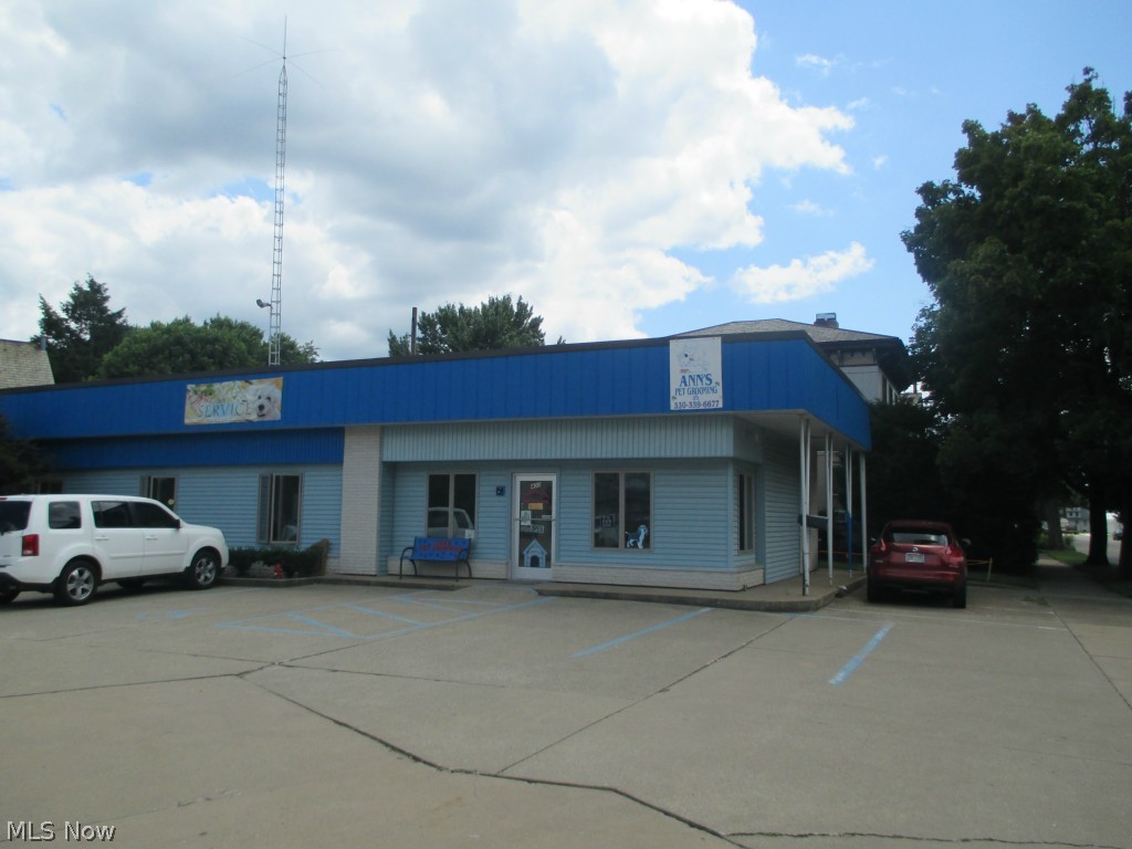 New Philadelphia - Commercial Sale