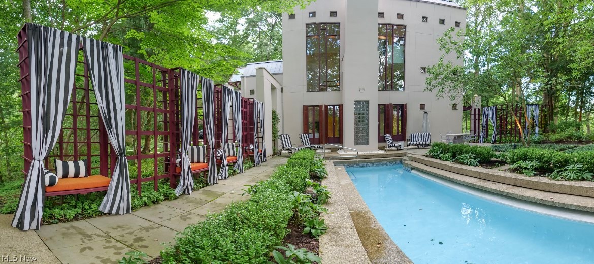 Valley Rdg Farm Huntington Val - Residential