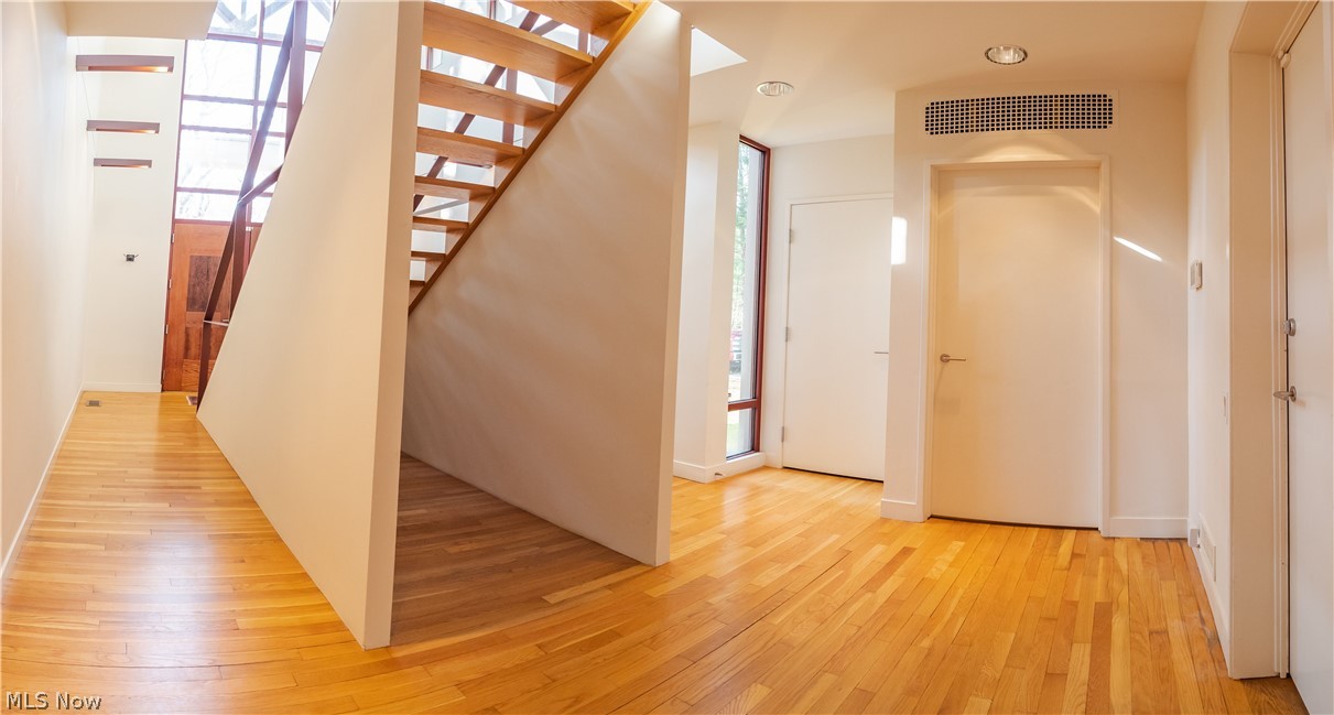 Valley Rdg Farm Huntington Val - Residential