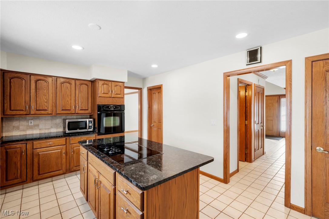 Sherwoods Hlnds 01 - Residential