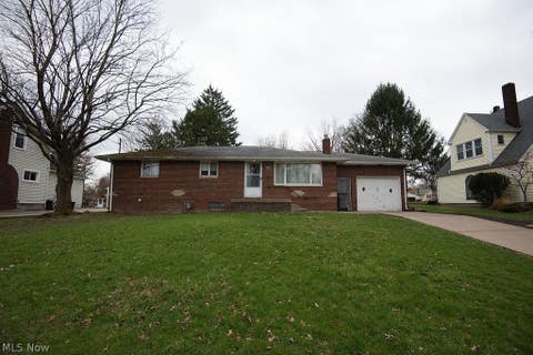 Homes For Sale - 80 S Hazelwood Avenue<br/> Mahoning County, Youngstown, OH 44509
