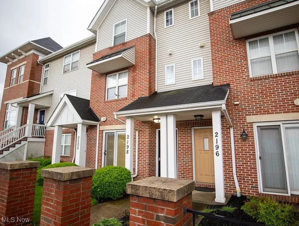 Photo of 2198 Noble Road, Cleveland Heights, OH 44112 (MLS # 5183549)